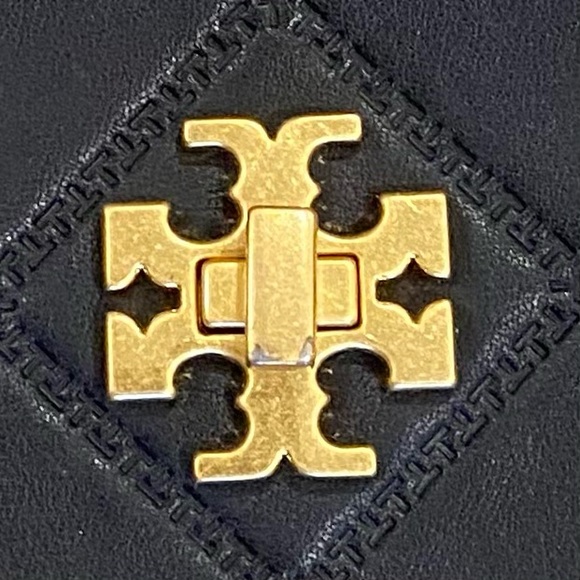 Tory Burch Black Quilted Crossbody (and Clutch) Bag - Picture 8 of 8